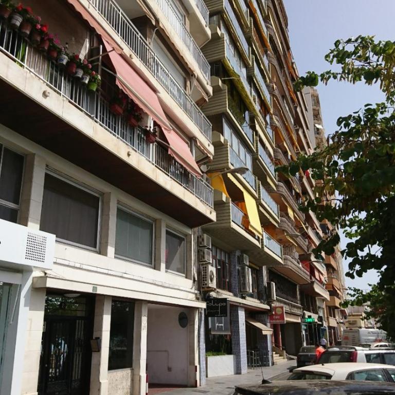 UNIQUE APT. W/POOL- ACROSS THE BEACH-WIFI-A/C - Apartamento - 38