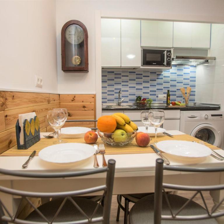 UNIQUE APT. W/POOL- ACROSS THE BEACH-WIFI-A/C - Apartamento - 11
