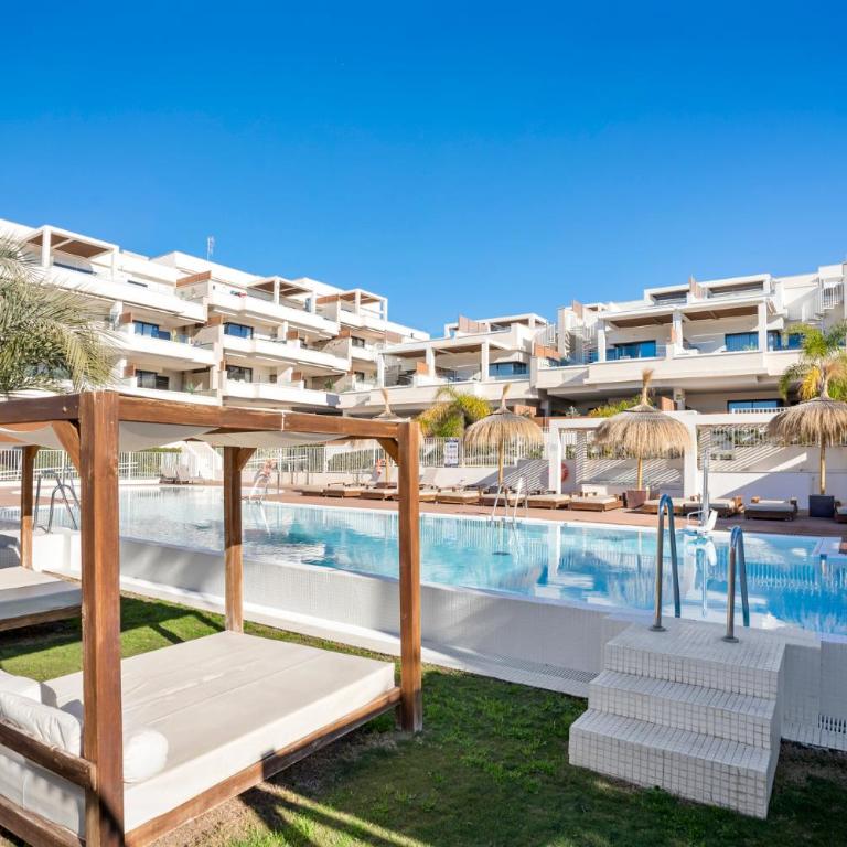 Lotus apartment with pool by Costarentals- Ref 240 - Apartamento de 3 dormitorios - 30