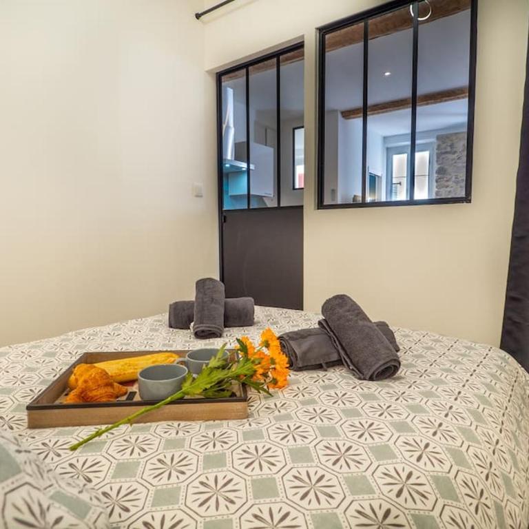Parking inclus Vieil Antibes 200m mer Climatise 4 personnes - Apartment mit 2 Schlafzimmern - 10
