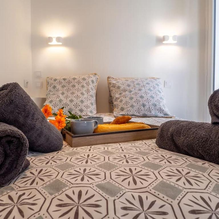 Parking inclus Vieil Antibes 200m mer Climatise 4 personnes - Apartment mit 2 Schlafzimmern - 13