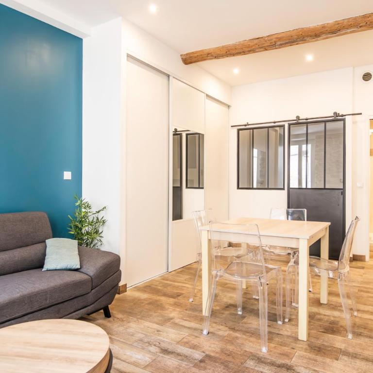Parking inclus Vieil Antibes 200m mer Climatise 4 personnes - Apartment mit 2 Schlafzimmern - 4
