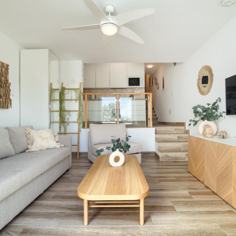 Apartment with balcony - Sunny Holidays Tenerife - Two-Bedroom Apartment - 1