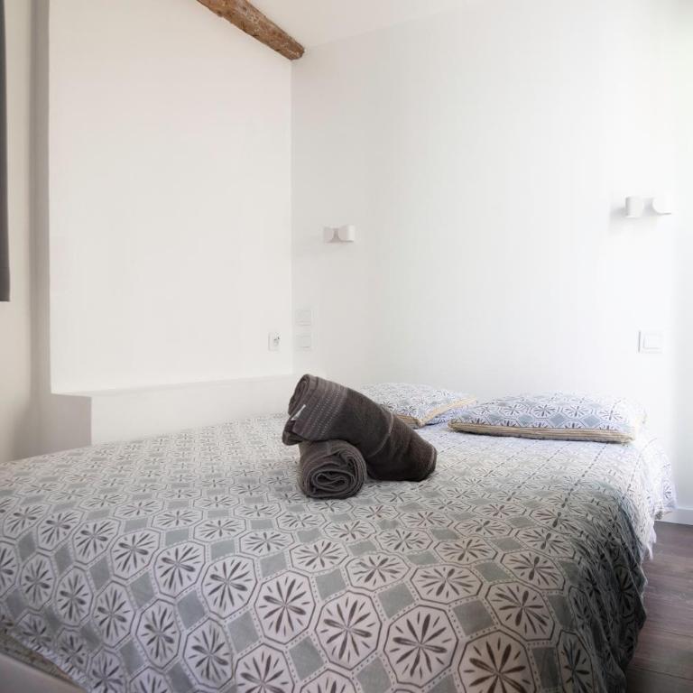 Parking inclus Vieil Antibes 200m mer Climatise 4 personnes - Apartment mit 2 Schlafzimmern - 6