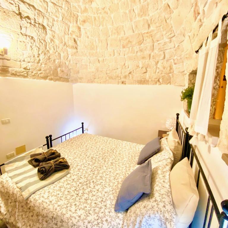 Trulli and Pool - I Cactus - Two-Bedroom House - 28