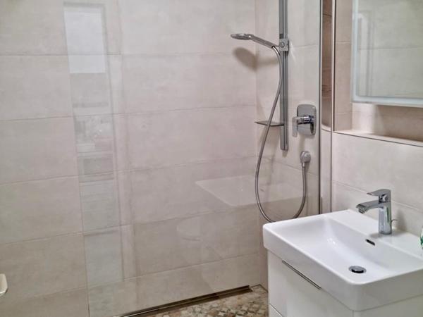 Ferienwohnung ML Apartment - seenah, ruhig und zentral vor der Insel Lindau - Appartamento con Balcone - 7