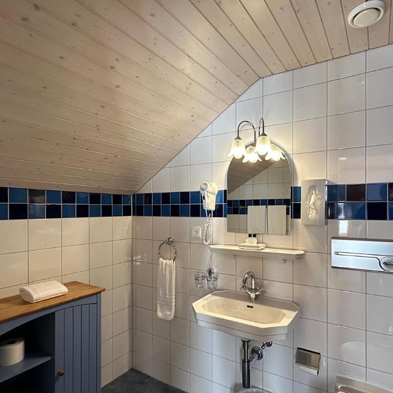 Hotel Chalet Swiss - Standard Einzelzimmer - 4