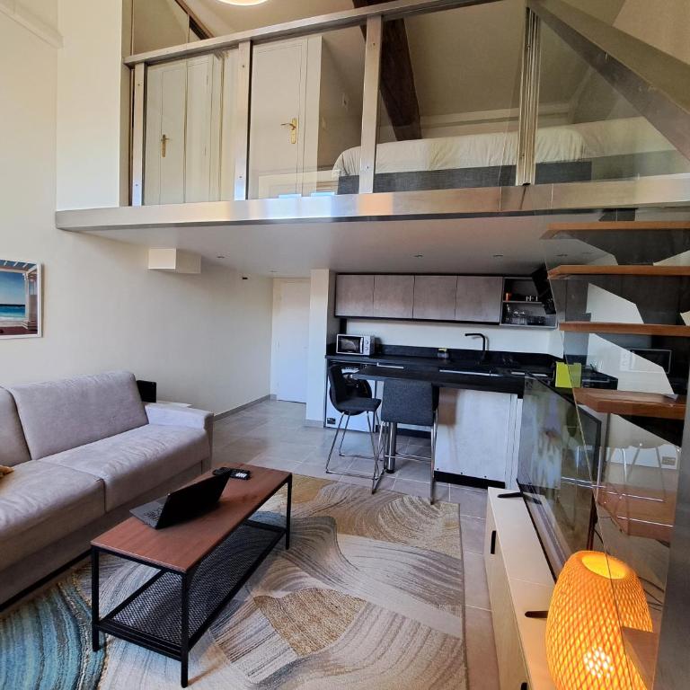 Massena square View 2 min to the beach & the old town - Appartement 1 Chambre - 7