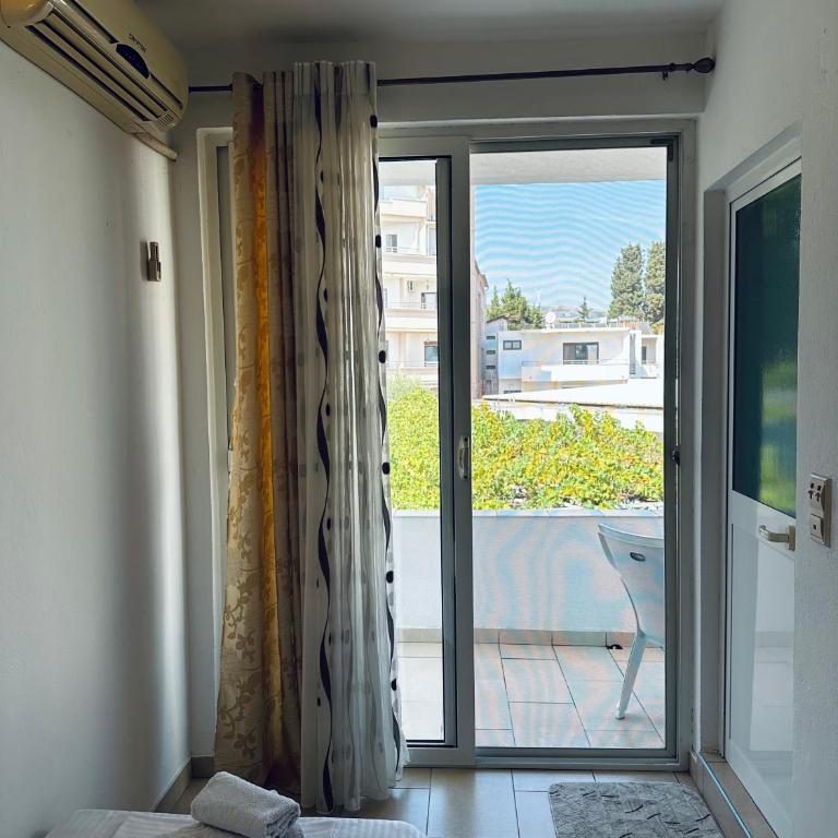 Apartments Duraku - Standardna Četvorokrevetna Soba - 3