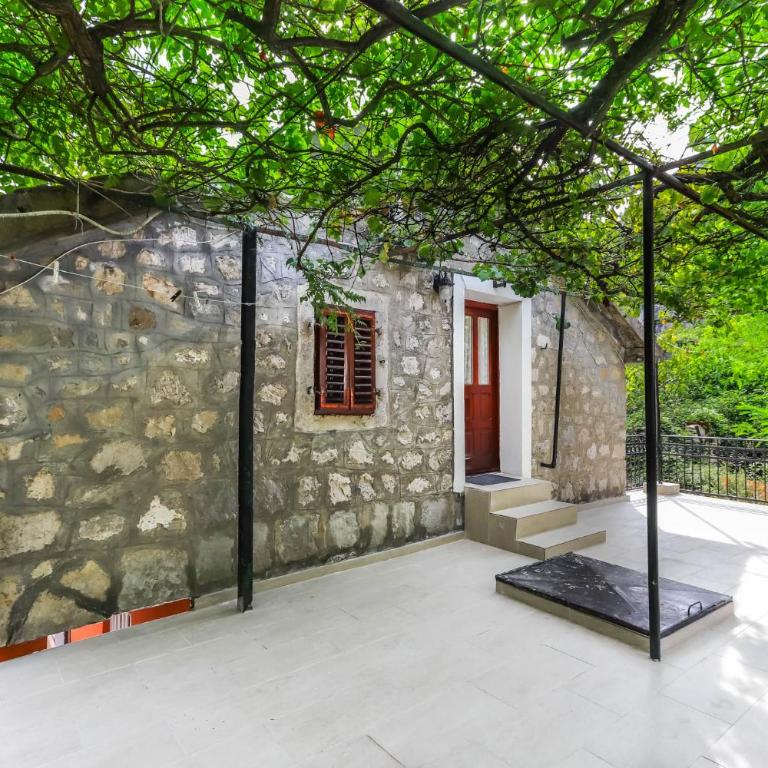 Villa Petrana - Studio Apartment with Sea View - 4