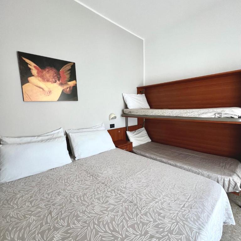 Hotel B&B Ardea Rimini - Camera Quadrupla Standard - 7