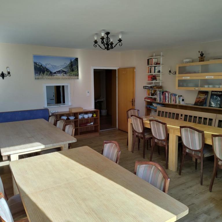 Gästehaus Gruben - Doppelzimmer mit Balkon - 12