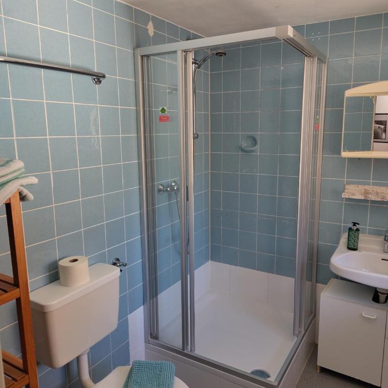 Gästehaus Gruben - Doppelzimmer mit Balkon - 10