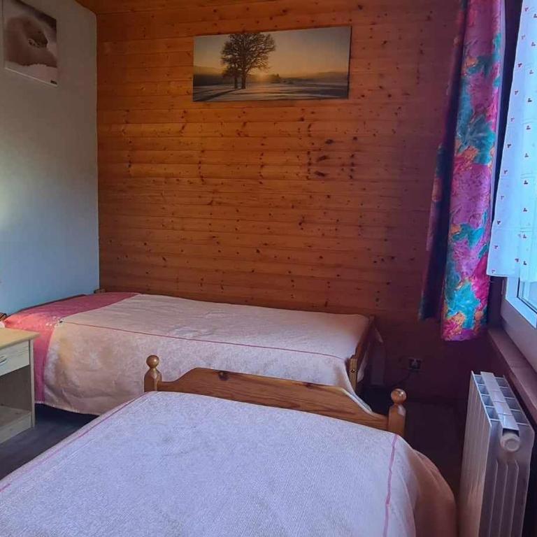 Chalet confortable avec cheminée proche de La Bresse-Hohneck, idéal pour famille et amis. - FR-1-589-123 - Maison de Vacances (4 Adultes) - 22