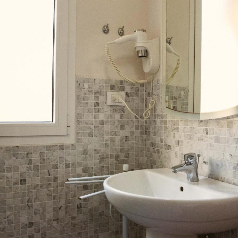 Casa Francia Alidosi - Appartamento con 2 Camere da Letto - 24