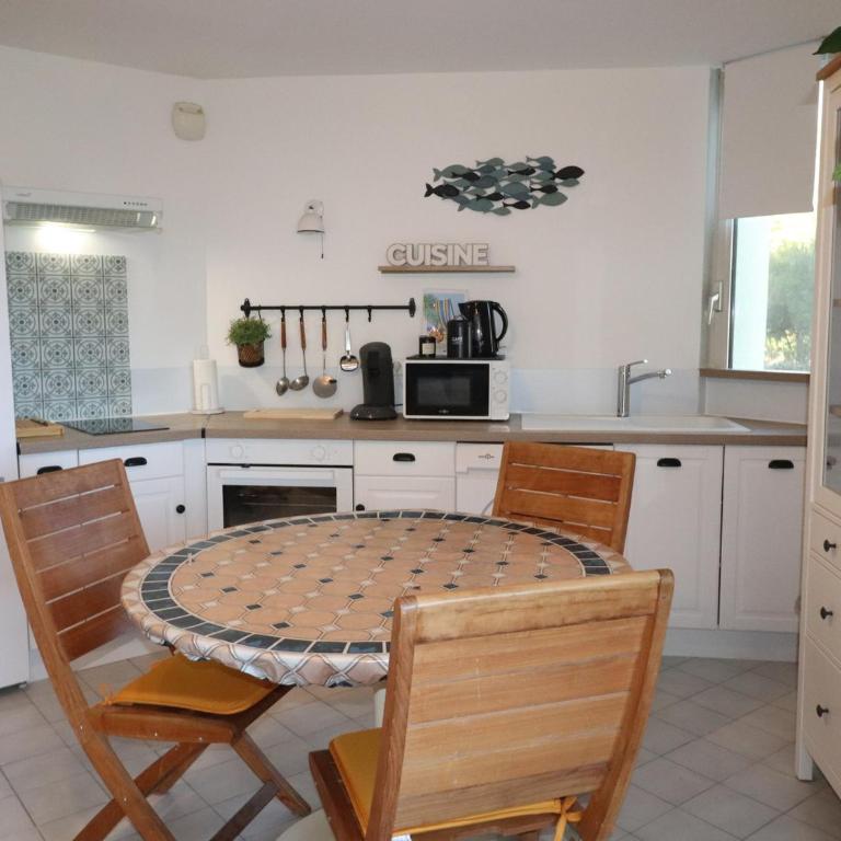 Joli T2 climatisé avec terrasse et parking à Sète - FR-1-472A-292 - Appartement - 2