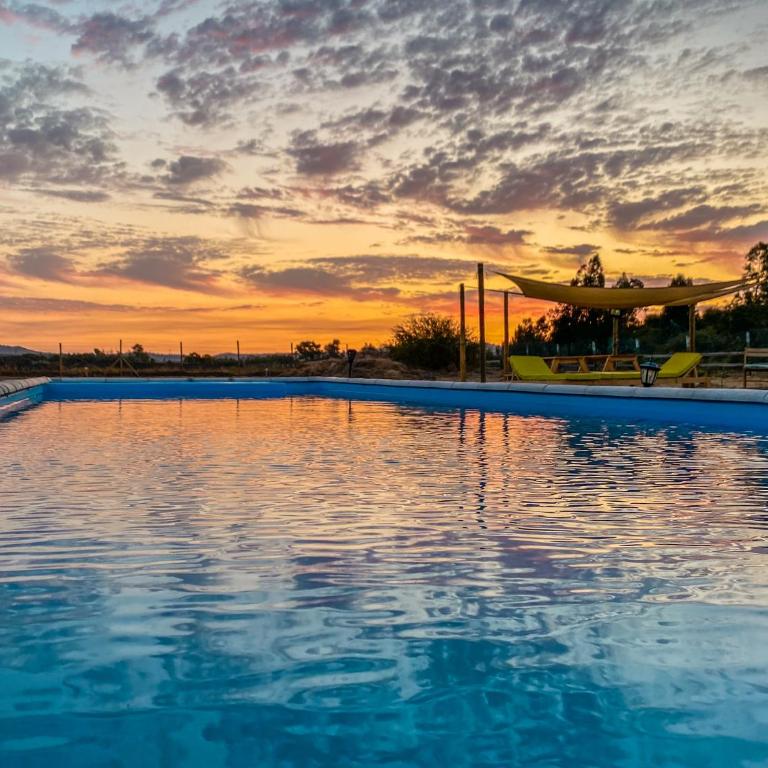 Cabaña con piscina - Four-Bedroom House - 2