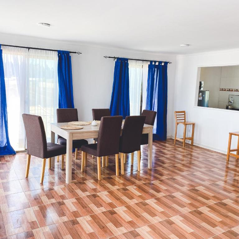 Cabaña con piscina - Four-Bedroom House - 7