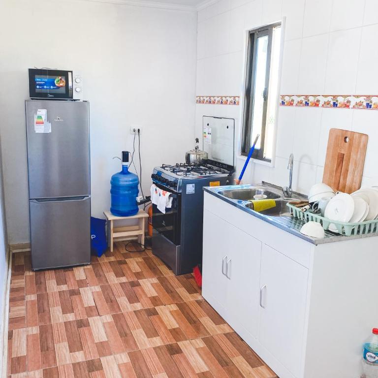 Cabaña con piscina - Four-Bedroom House - 13