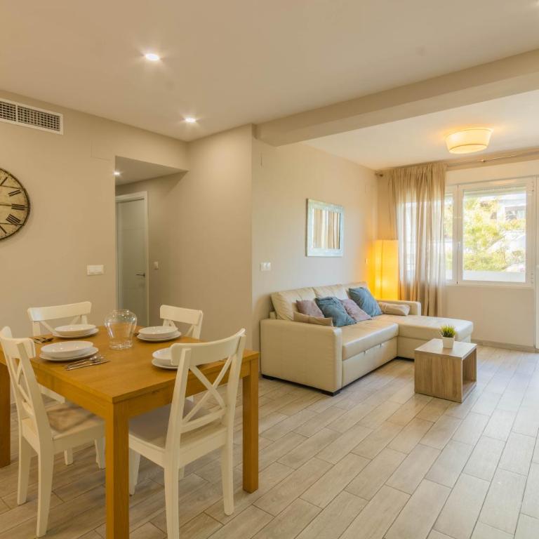 Apartamento Al Medina Córdoba - Three-Bedroom Apartment - 4