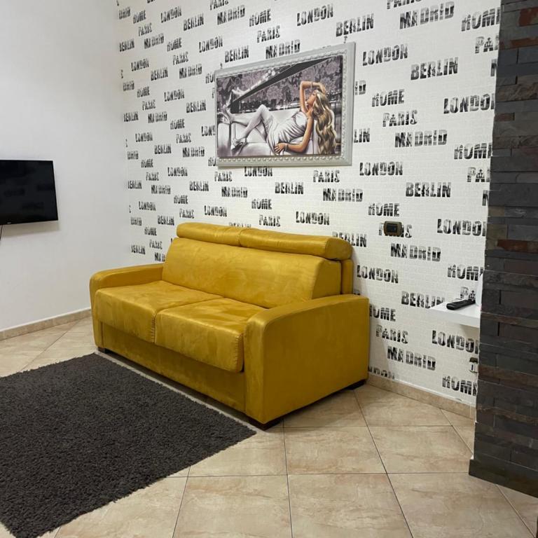 Dimora De Curtis - Appartamento con 2 Camere da Letto - 3
