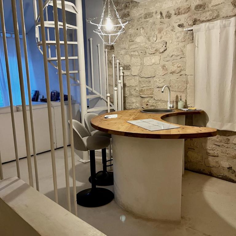 La Maison Plume, Appart Boutique - Appartement avec Terrasse - 17