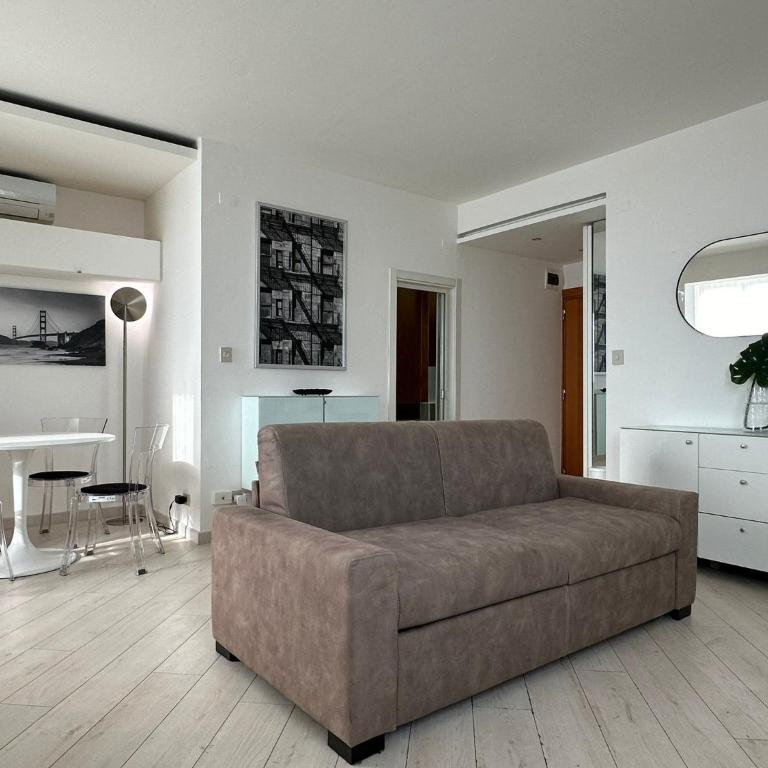 Welc-ōM Largo Europa City View - One-Bedroom Apartment - 23