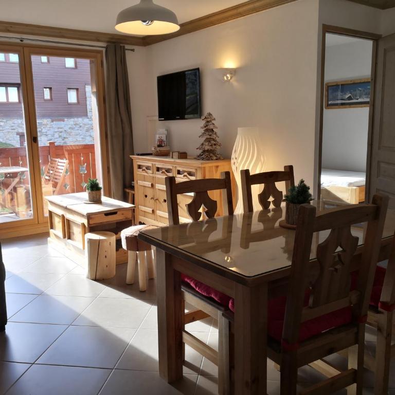 les 7 laux immobilier chalet D - Appartement - 2