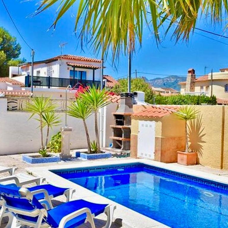 MEDDAYSCHALET TEROL CON PISCINA PRIVADA - Villa de 3 dormitorios - 18