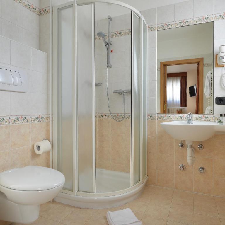 Hotel Primula - Camera Matrimoniale/Doppia con Letti Singoli - 3