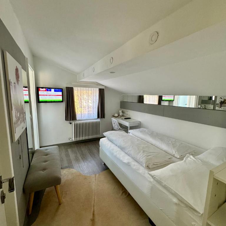 Boutique Hotel OASE, mit oder ohne Frühstück buchbar, Parkplatz kostenlos - Kleines Doppelzimmer - 2
