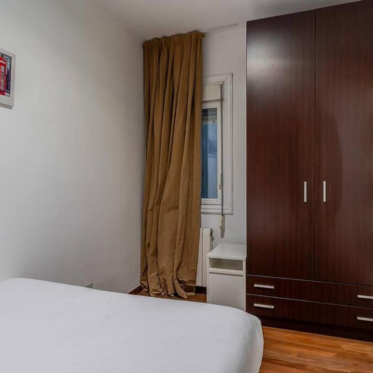 Canela Homes BARCELONA ARAGÓ - Three-Bedroom Apartment - 14
