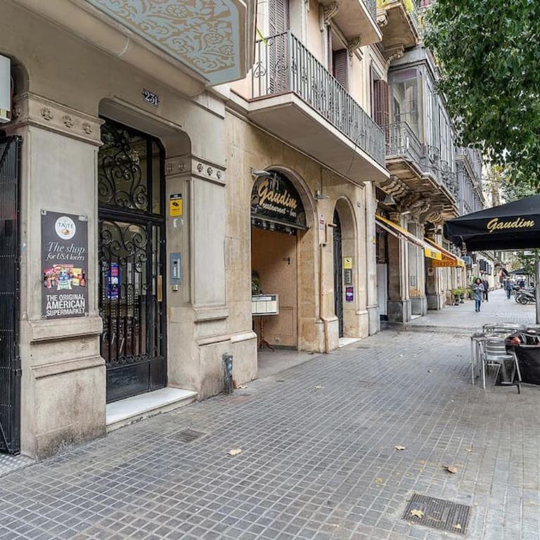 Canela Homes BARCELONA ARAGÓ - Three-Bedroom Apartment - 4
