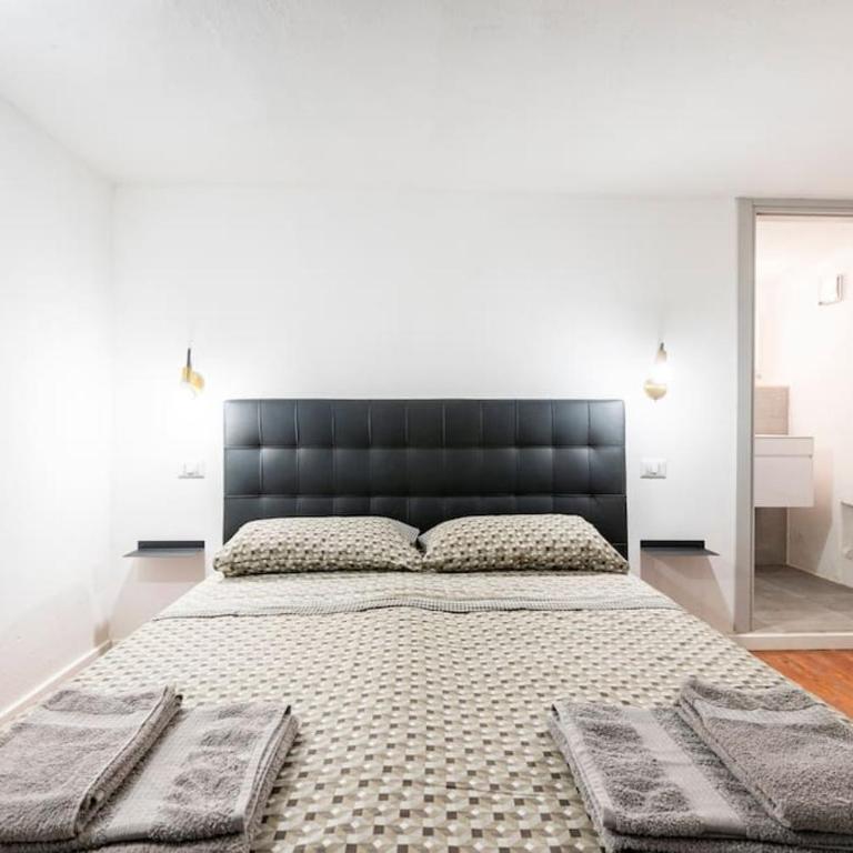 Appartamento al centro di Cagliari (Marina) - Appartamento con 1 Camera da Letto - 44