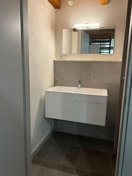 Appartamento al centro di Cagliari (Marina) - Appartamento con 1 Camera da Letto - 52