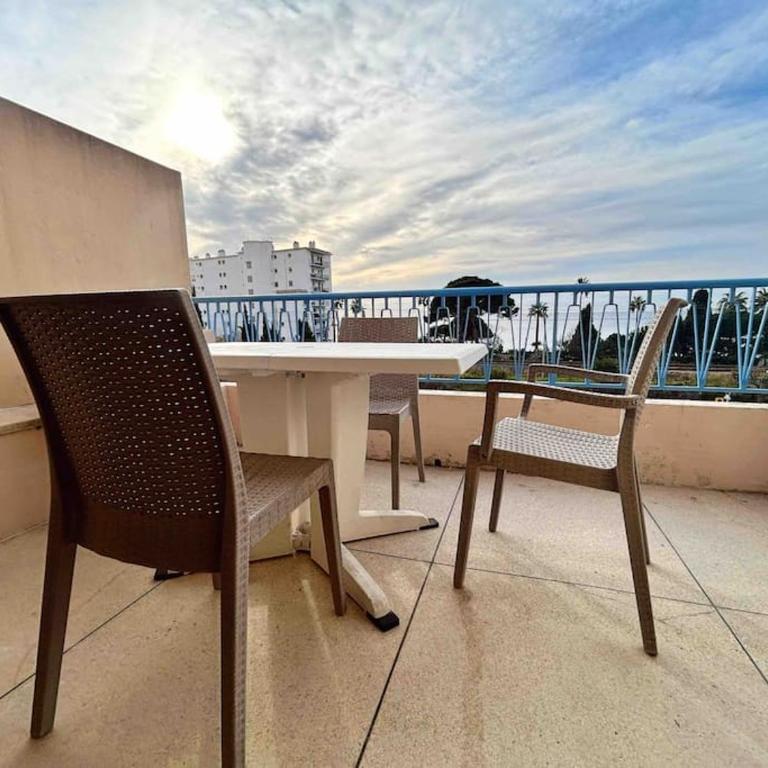 Le Dulys : Apt 2 prs, vue mer, clim, 2 min plages - Appartamento con 1 Camera da Letto - 15