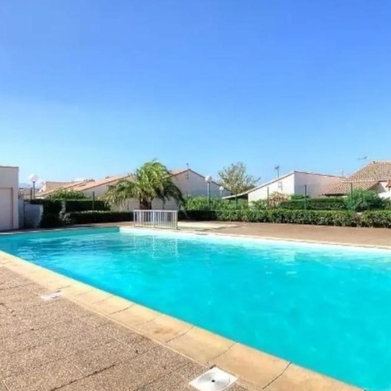 Maison dans résidence avec piscine 3 Chambres - Casa con 3 Camere da Letto - 1