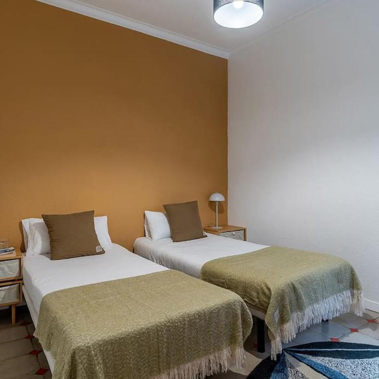 Canela Homes BARCELONA FONTANA - Three-Bedroom Apartment - 10