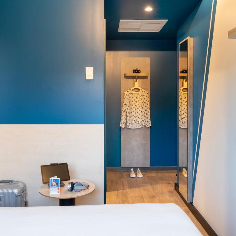 ibis budget Valencia Centro Puerto - Standard Double Room - 12