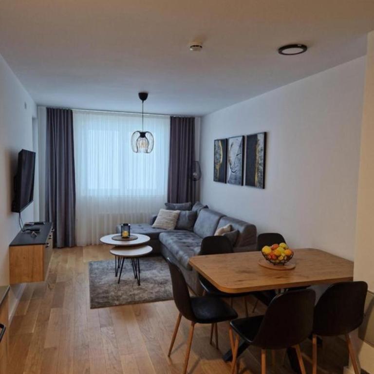 Apartment Halilovic L2-18 - Apartman sa 1 Spavaćom Sobom i Pogledom na Planine - 1