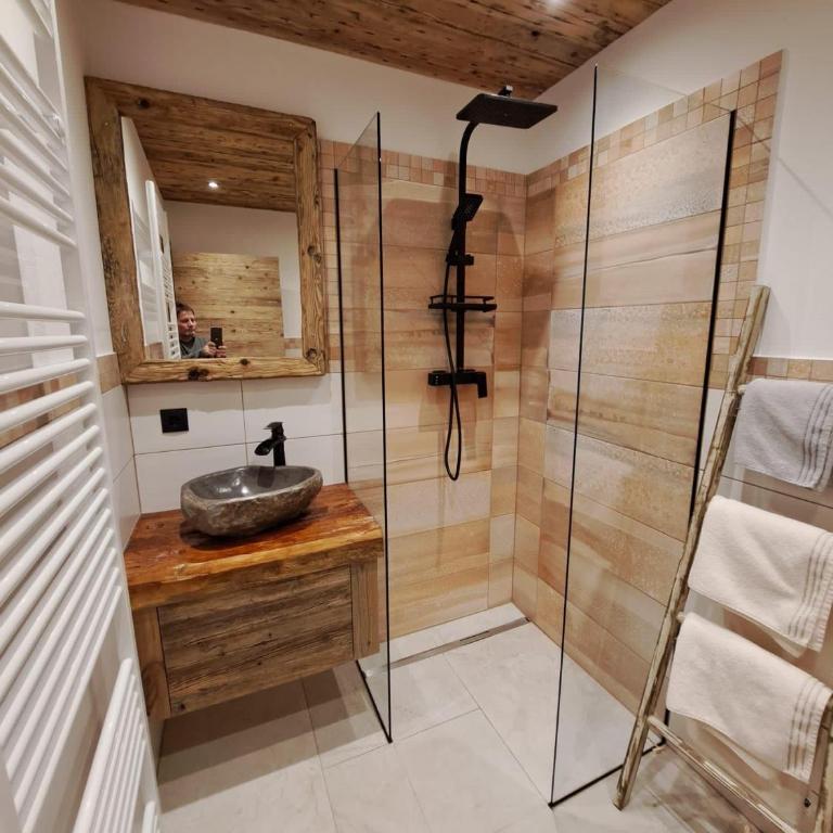 Luxus-Apartment-Vorderreit Gut - Apartment mit 2 Schlafzimmern und Dusche - 20