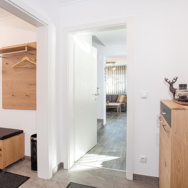 H19 - Modernes Ferienhaus 145qm, 3SZ, Wellnessbereich mit Sauna und Dachterrasse mit Panoramablick, Kühlen und Heizen mit Geothermie - Vacation Home - 16