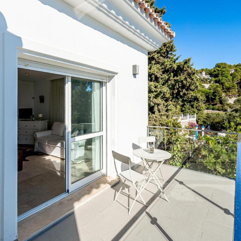 Stunning Villa with Panoramic Views of the Med - Villa Deluxe - 51