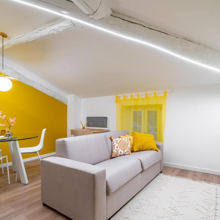 HOST4U - CONICCHIO New Apartments few steps from Casazza Metro Station & Free Parking - One-Bedroom Apartment - 23