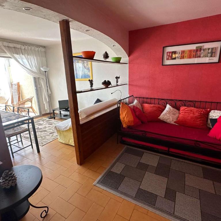 Grand T2 avec loggia et terrasse à proximité du port de Saint Mandrier et des plages - Apartamento de 1 dormitorio - 7