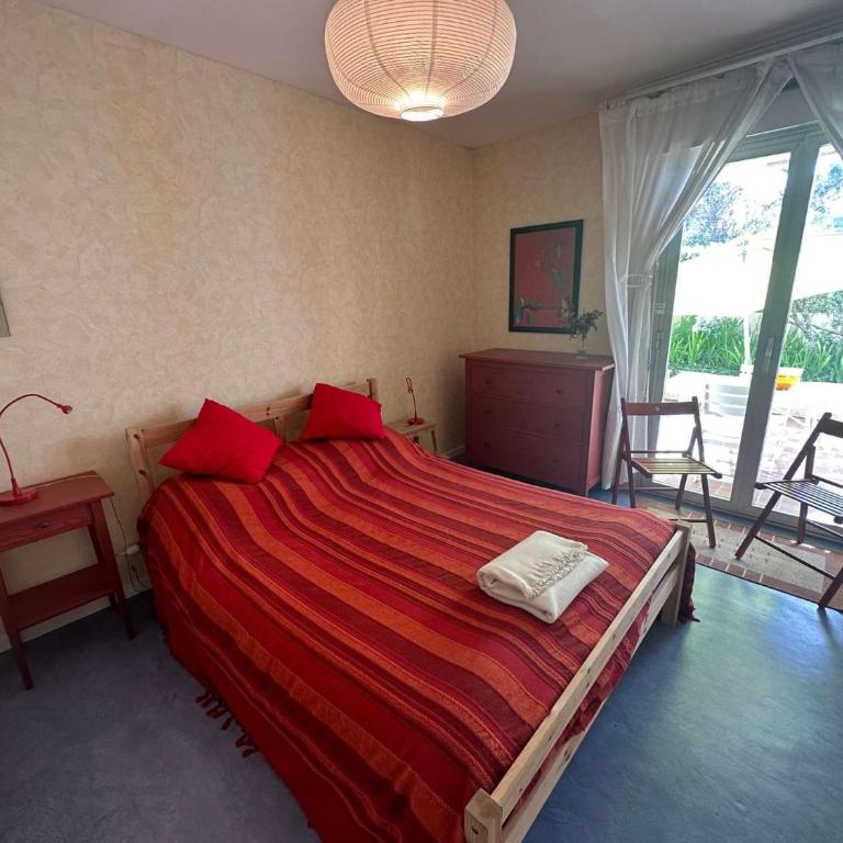Grand T2 avec loggia et terrasse à proximité du port de Saint Mandrier et des plages - Apartamento de 1 dormitorio - 10