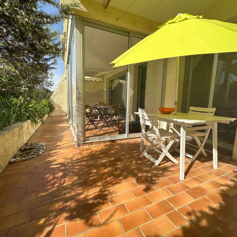 Grand T2 avec loggia et terrasse à proximité du port de Saint Mandrier et des plages - Apartamento de 1 dormitorio - 11