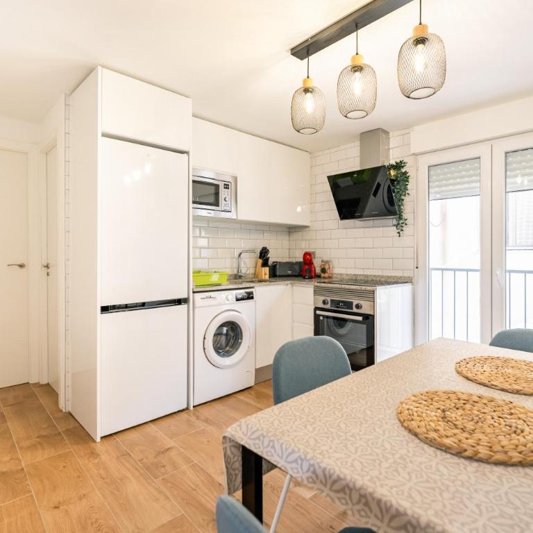 APARTAMENTO EN LA PLAYA DE BENIDORM - Two-Bedroom Apartment - 11