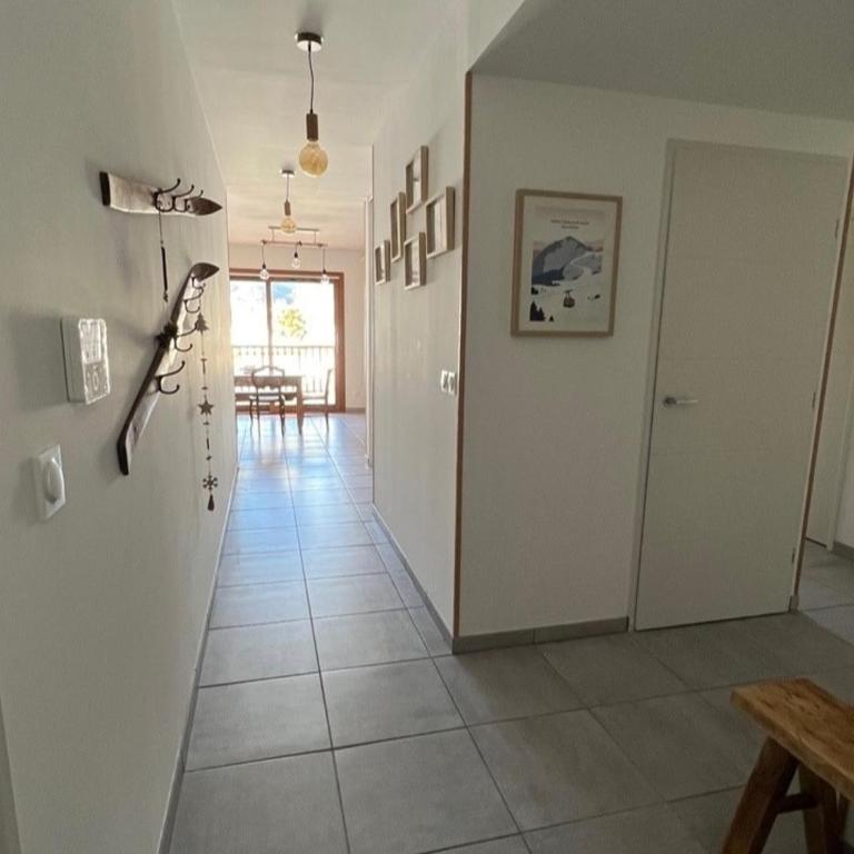 Charmant 3 pièces avec Wi-Fi et parking au Monêtier-les-Bains - FR-1-762-51 - Appartement - 14