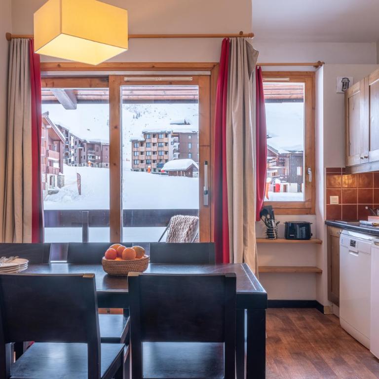 Résidence Pierre & Vacances Le Quartz - Two-Bedroom Apartment with Mountain View (6 people) - 8